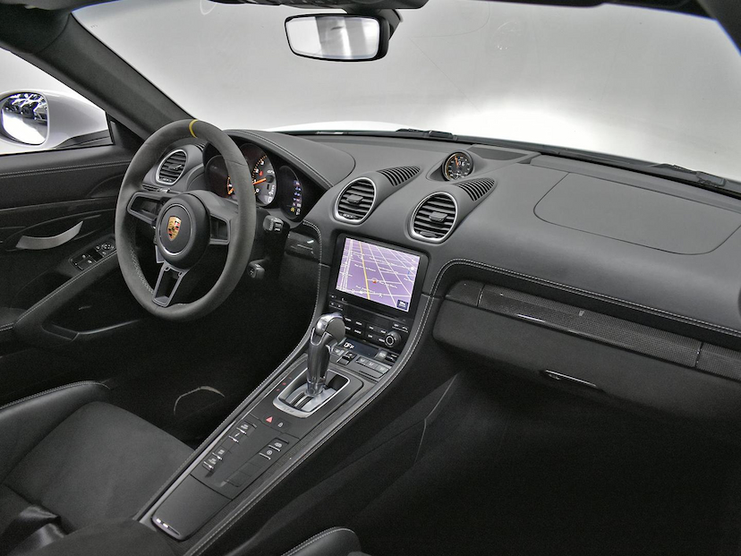 Foto do veículo PORSCHE CAYMAN  GT4 2021 8.396 KM 890.000,00