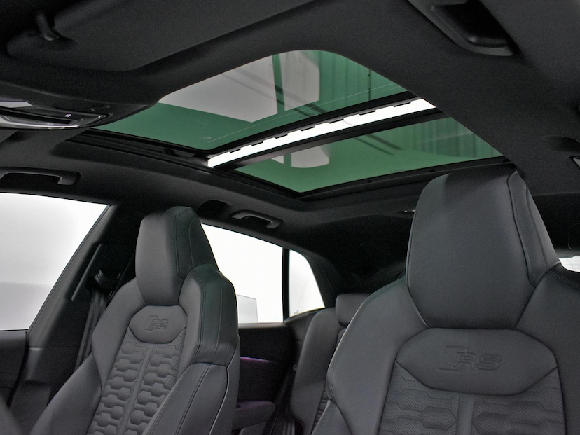 Foto do veículo AUDI RS Q8  4.0 BITURBO FSI 2023 5.805 KM 920.000,00