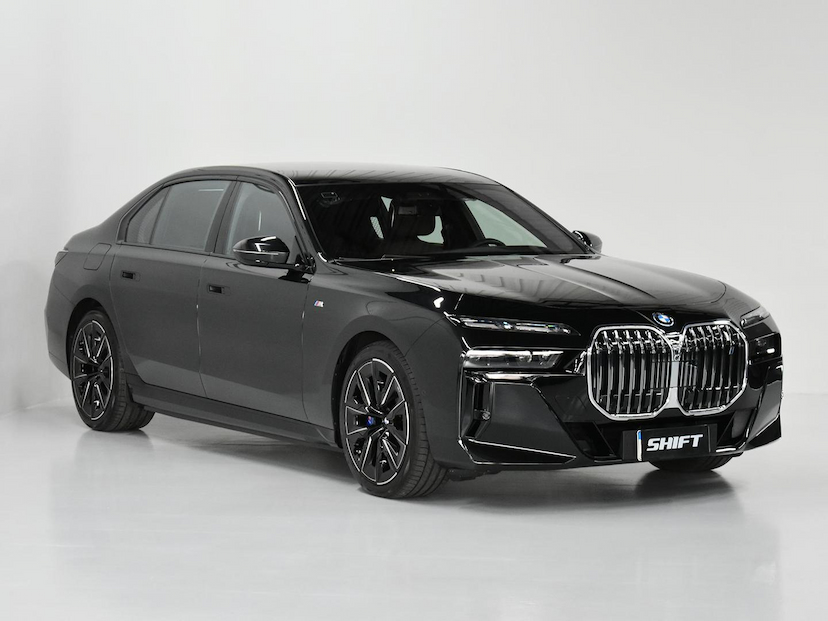 Foto do veículo BMW I7  XDRIVE 60 M SPORT AUT. (ELÉTRICO) 2024 790 KM 1.090.000,00