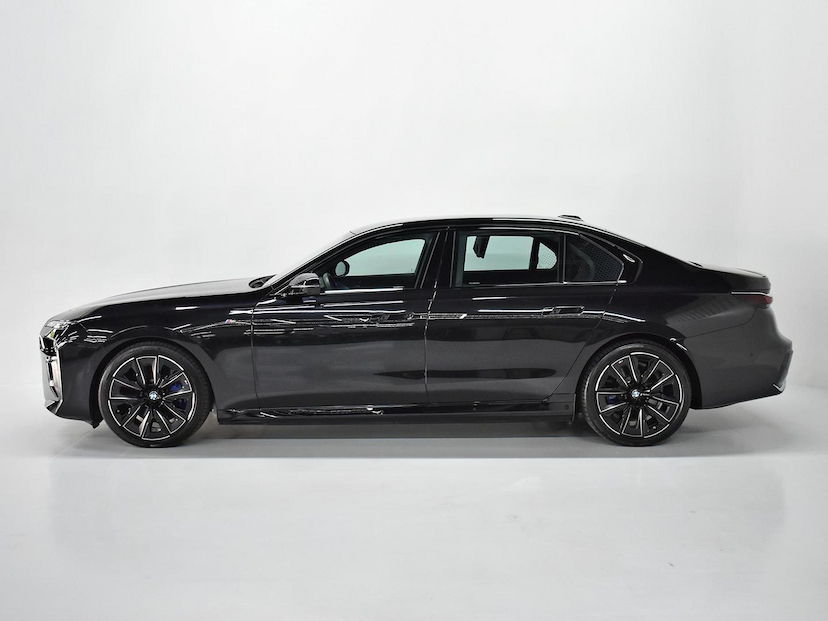 Foto do veículo BMW I7  XDRIVE 60 M SPORT AUT. (ELÉTRICO) 2024 790 KM 1.090.000,00