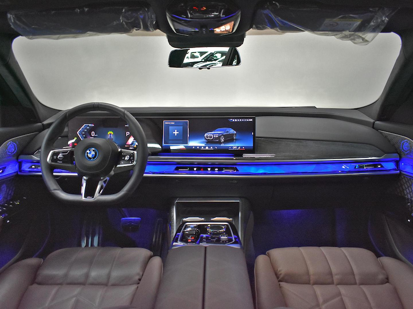 Foto do veículo BMW I7  XDRIVE 60 M SPORT AUT. (ELÉTRICO) 2024 790 KM 1.090.000,00