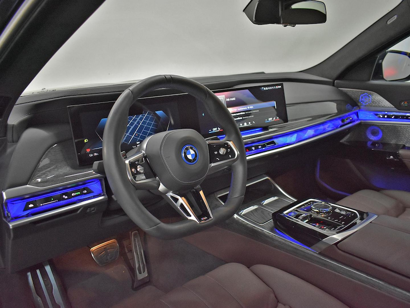 Foto do veículo BMW I7  XDRIVE 60 M SPORT AUT. (ELÉTRICO) 2024 790 KM 1.090.000,00
