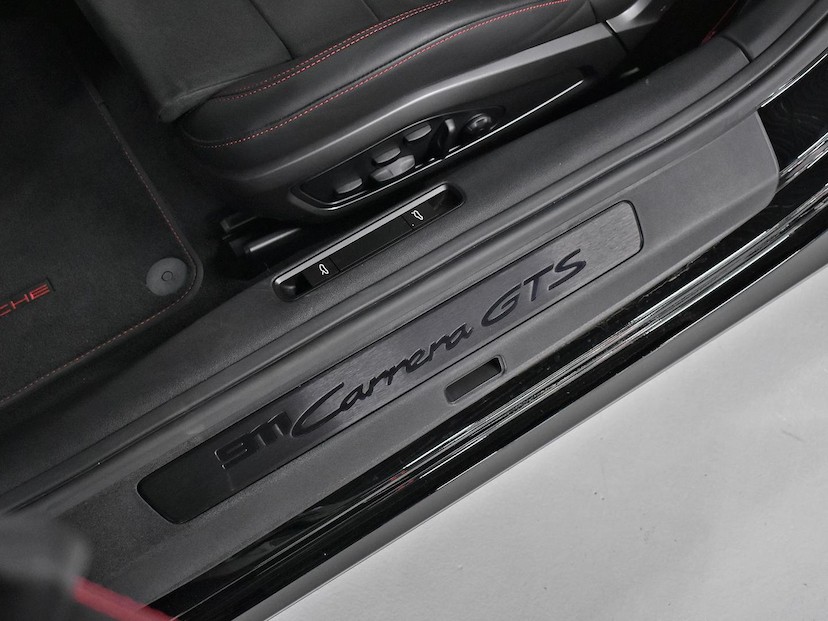 Foto do veículo PORSCHE 911  CARRERA GTS COUPE 3.0 (992) 2024 764 KM 1.180.000,00