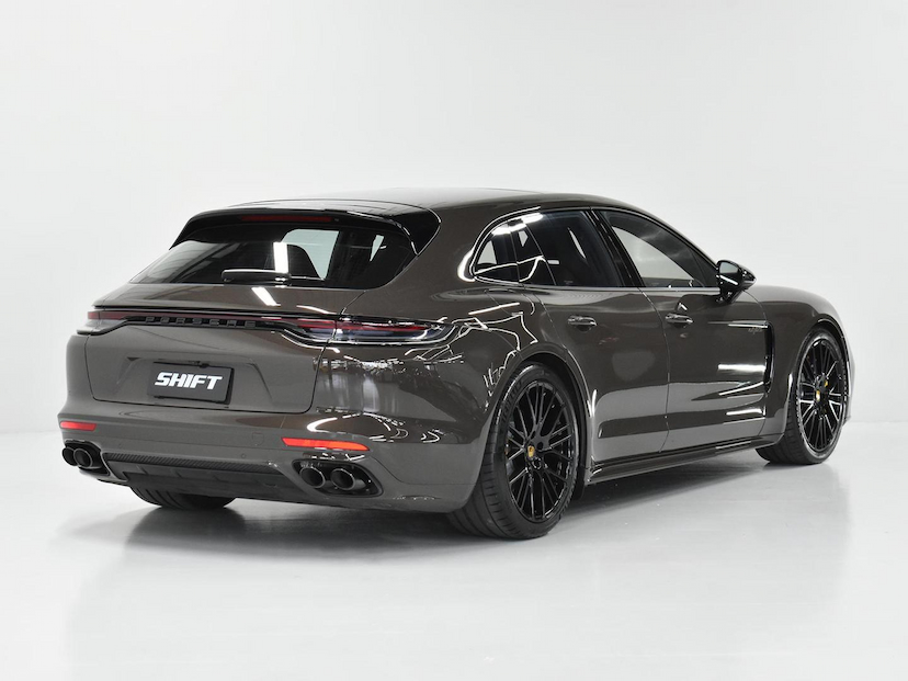 Foto do veículo PORSCHE PANAMERA  4 E-HYBRID SPORT TURISMO 2023 8.038 KM 790.000,00