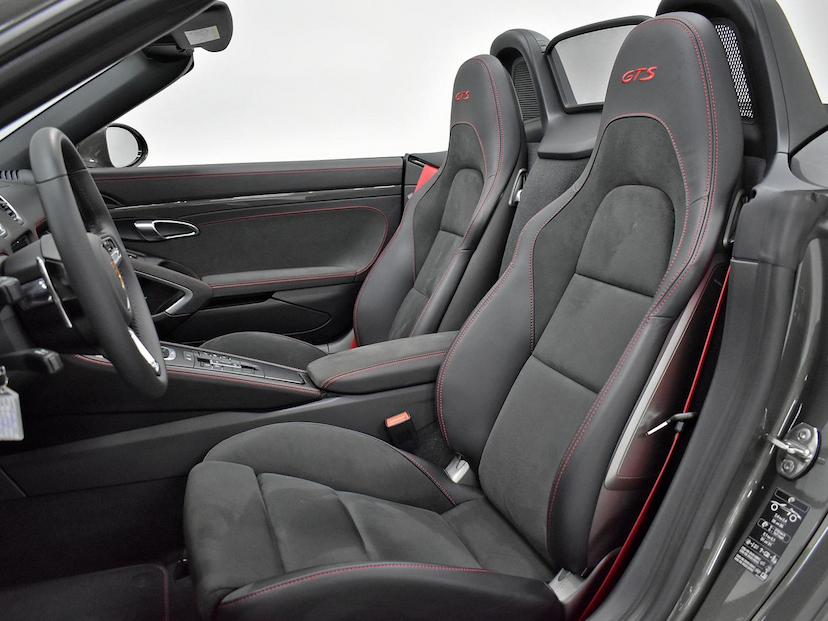 Foto do veículo PORSCHE 718  BOXSTER GTS 4.0 400CV 2024 2.086 KM 820.000,00