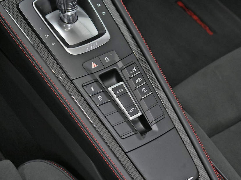 Foto do veículo PORSCHE 718  BOXSTER GTS 4.0 400CV 2024 2.086 KM 820.000,00