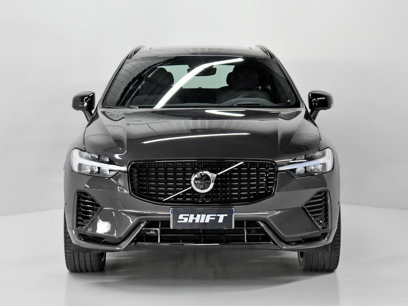Foto do veículo VOLVO XC60 XC 60 T-8 ULTIM.DARK 2.0 AWD (HÍBRIDO) 2023 11.692 KM 369.000,00