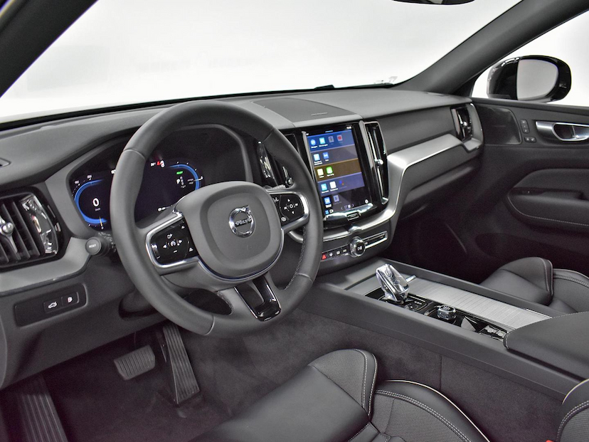 Foto do veículo VOLVO XC60 XC 60 T-8 ULTIM.DARK 2.0 AWD (HÍBRIDO) 2023 11.692 KM 369.000,00