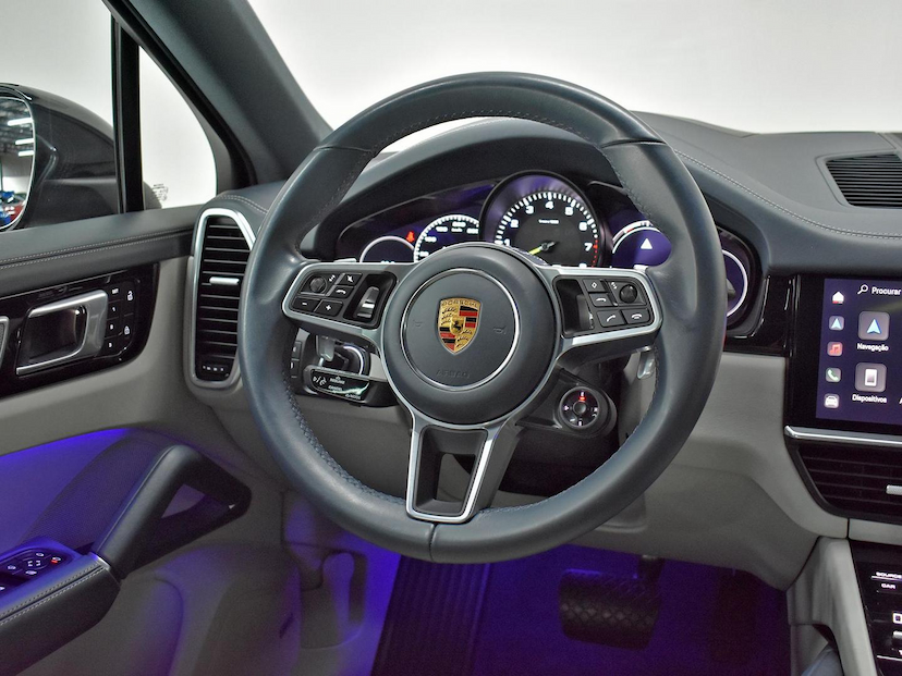 Foto do veículo PORSCHE CAYENNE  COUPE PLATINUM ED 3.0 (HIBRIDO) 2022 31.995 KM 660.000,00