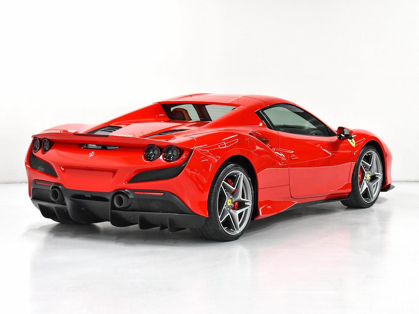 Foto do veículo FERRARI F8  SPIDER 3.9 V8 BI-TURBO 720CV 2022 4.693 KM 4.250.000,00