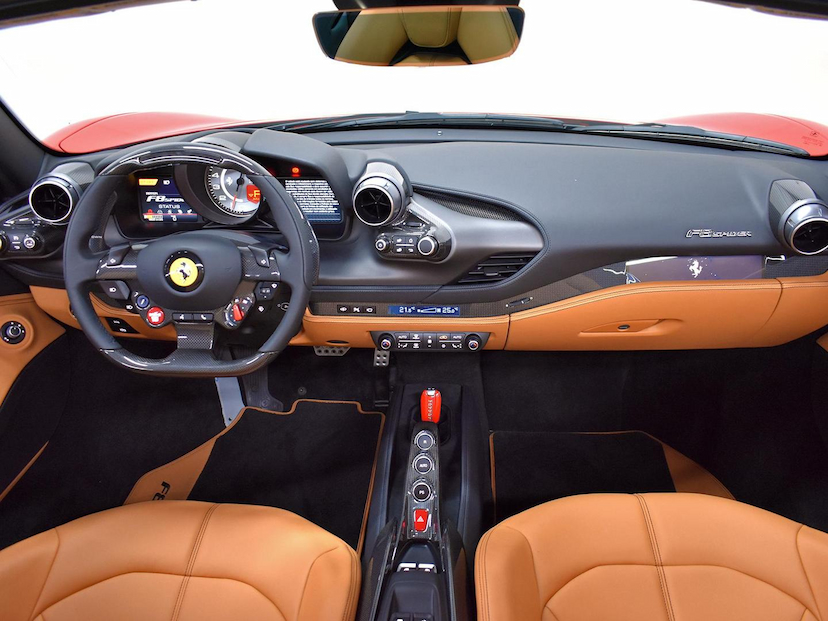 Foto do veículo FERRARI F8  SPIDER 3.9 V8 BI-TURBO 720CV 2022 4.693 KM 4.250.000,00