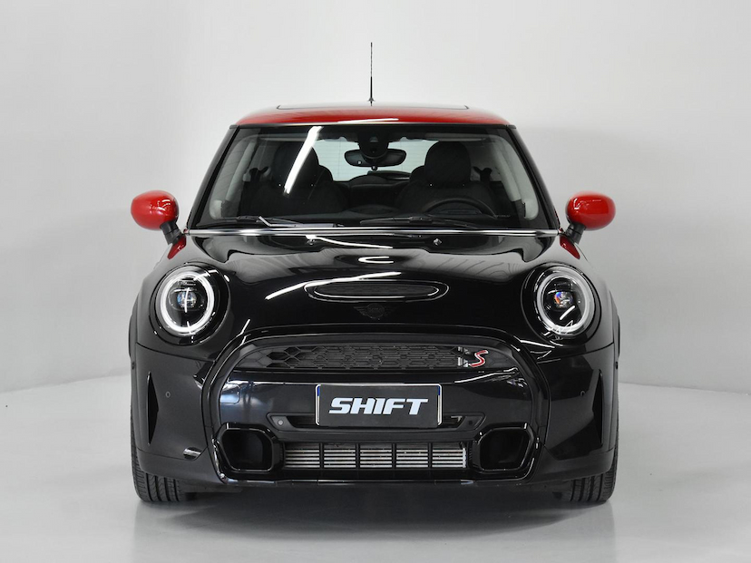 Foto do veículo MINI COOPER  S TOP 2.0 2023 13.400 KM 199.000,00