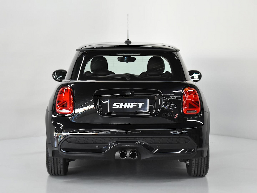Foto do veículo MINI COOPER  S TOP 2.0 2023 13.400 KM 199.000,00
