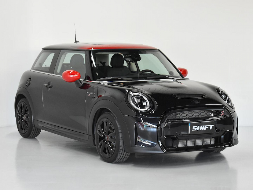Foto do veículo MINI COOPER  S TOP 2.0 2023 13.400 KM 199.000,00