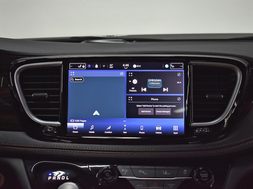 Foto do veículo CHRYSLER PACIFICA  PINNACLE HYBRID 2023 3.6 V6 260 CV 2023 11.170 KM 720.000,00