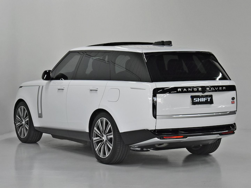 Foto do veículo LAND ROVER RANGE ROVER  3.0 P510 PHEV AUTOBIOGRAPHY AWD AUT. 2023 12.865 KM 1.095.000,00