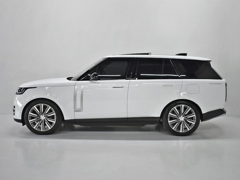 Foto do veículo LAND ROVER RANGE ROVER  3.0 P510 PHEV AUTOBIOGRAPHY AWD AUT. 2023 12.865 KM 1.095.000,00