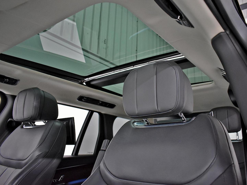 Foto do veículo LAND ROVER RANGE ROVER  3.0 P510 PHEV AUTOBIOGRAPHY AWD AUT. 2023 12.865 KM 1.095.000,00