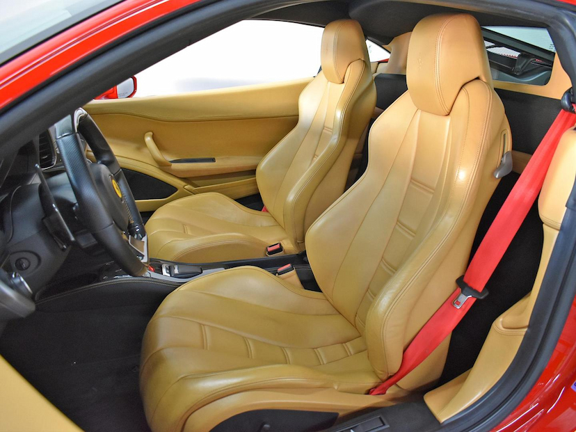 Foto do veículo FERRARI 458 ITALIA  ITALIA 4.5 V8 32V GASOLINA 2P AUT 2013 26.580 KM 2.680.000,00