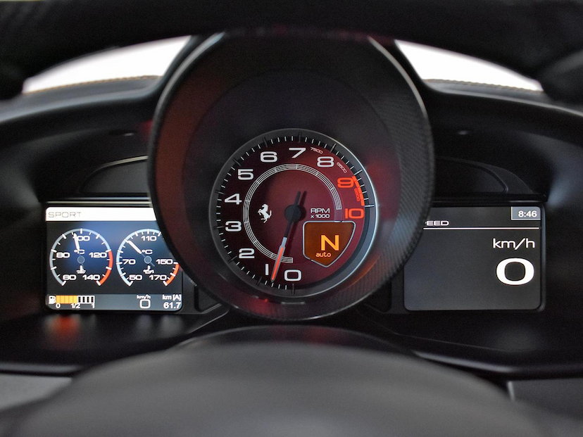 Foto do veículo FERRARI 458 ITALIA  ITALIA 4.5 V8 32V GASOLINA 2P AUT 2013 26.580 KM 2.680.000,00