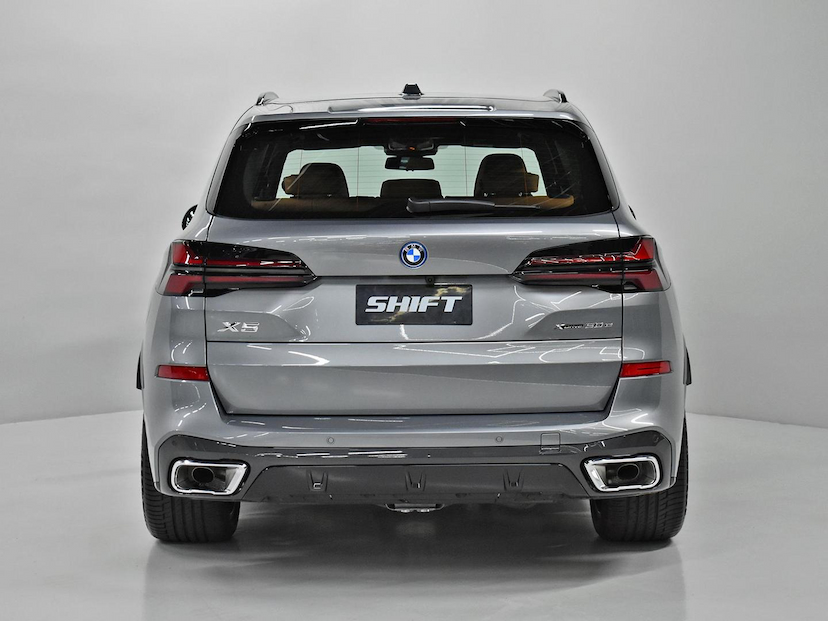 Foto do veículo BMW X5  XDRIVE 50E 3.0 M SPORT AUT. (HIBRIDO) 2025 15 KM 810.000,00