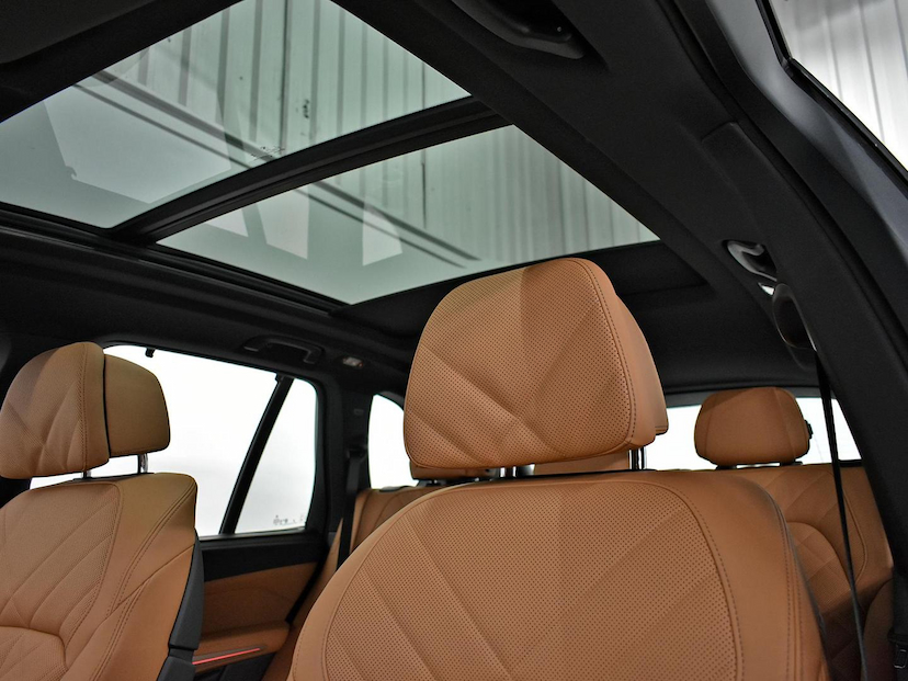 Foto do veículo BMW X5  XDRIVE 50E 3.0 M SPORT AUT. (HIBRIDO) 2025 15 KM 810.000,00