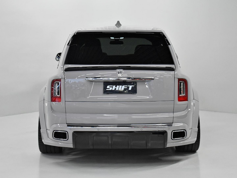Foto do veículo ROLLS-ROYCE CULLINAN  6.7 V12 AUT. 2023 2.465 KM 8.200.000,00
