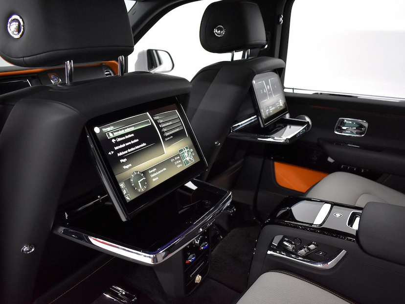 Foto do veículo ROLLS-ROYCE CULLINAN  6.7 V12 AUT. 2023 2.465 KM 8.200.000,00