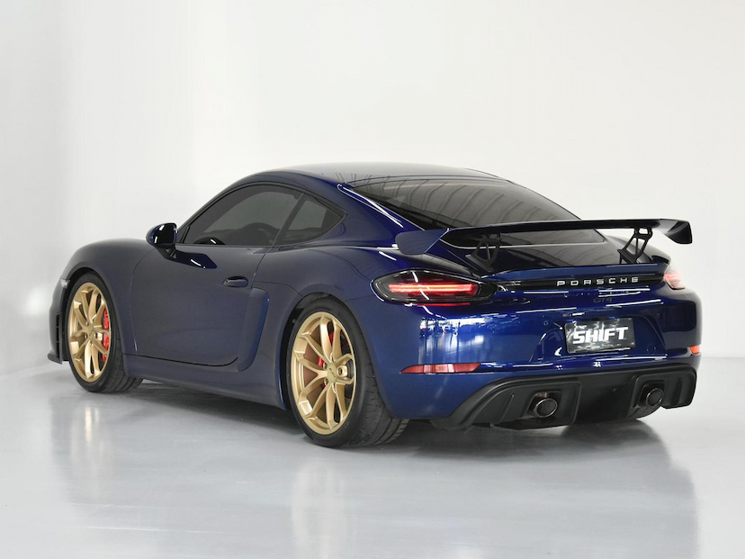 Foto do veículo PORSCHE CAYMAN  GT4 2021 5.934 KM 875.000,00