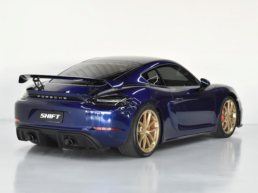 Foto do veículo PORSCHE CAYMAN  GT4 2021 5.934 KM 875.000,00