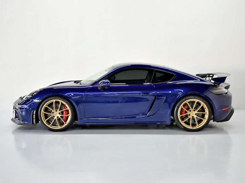 Foto do veículo PORSCHE CAYMAN  GT4 2021 5.934 KM 875.000,00