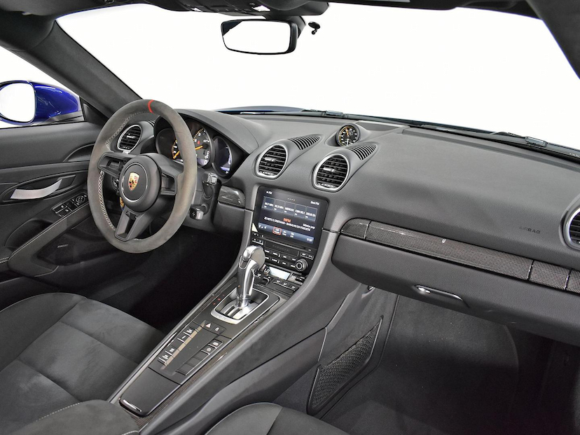 Foto do veículo PORSCHE CAYMAN  GT4 2021 5.934 KM 875.000,00