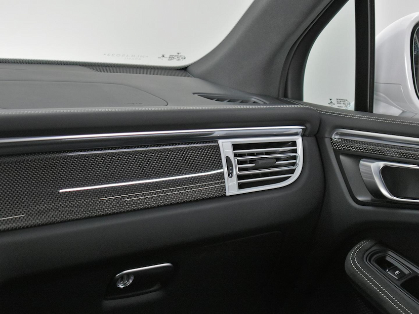 Foto do veículo PORSCHE MACAN MACAN GTS 2.9 BI-TURBO 2022 21.700 KM 610.000,00