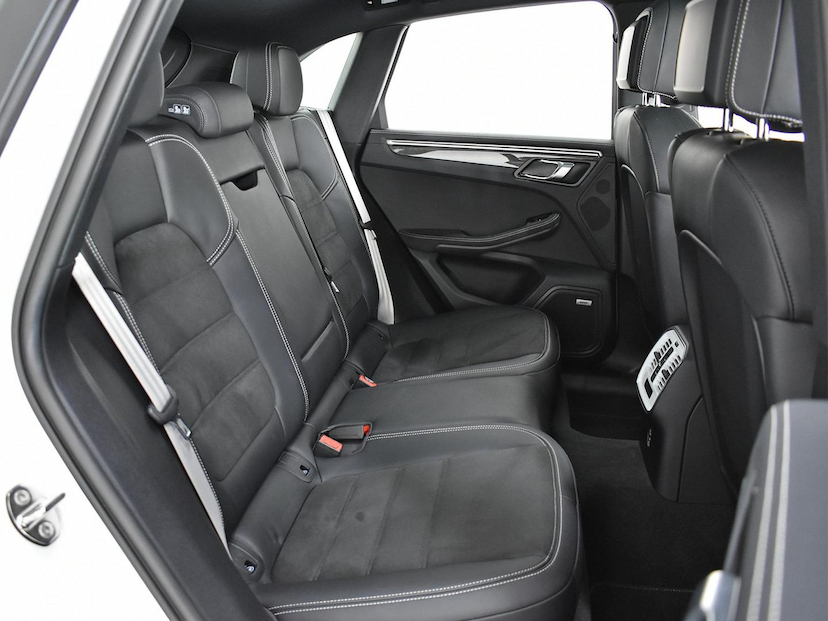 Foto do veículo PORSCHE MACAN MACAN GTS 2.9 BI-TURBO 2022 21.700 KM 610.000,00