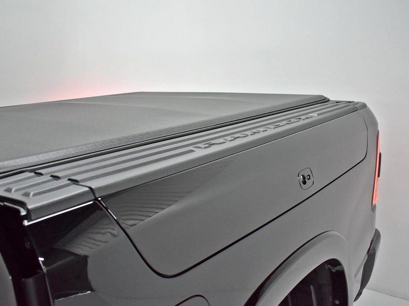 Foto do veículo RAM 1500  LIMITED NIGHT EDITION 5.7 4X4 AUT. 2023 23.867 KM 455.000,00