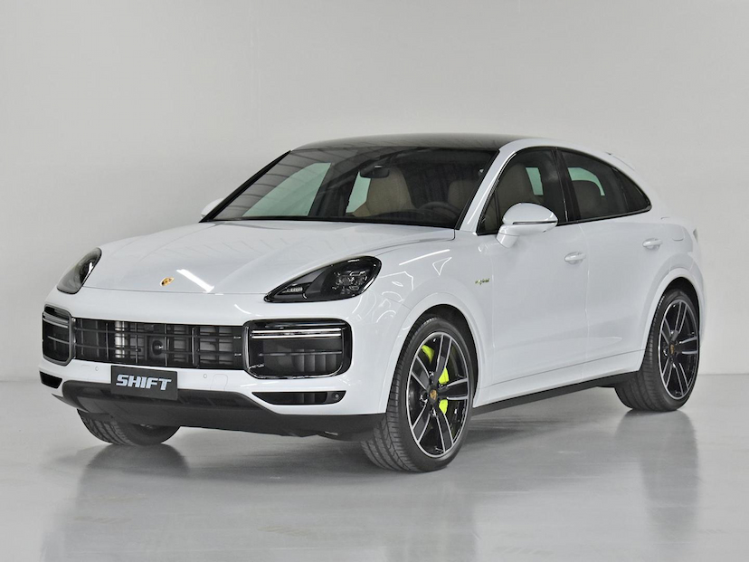Foto do veículo PORSCHE CAYENNE  TURBO S 4.0 V8 680CV (HÍBRIDO) 2023 300 KM 1.080.000,00