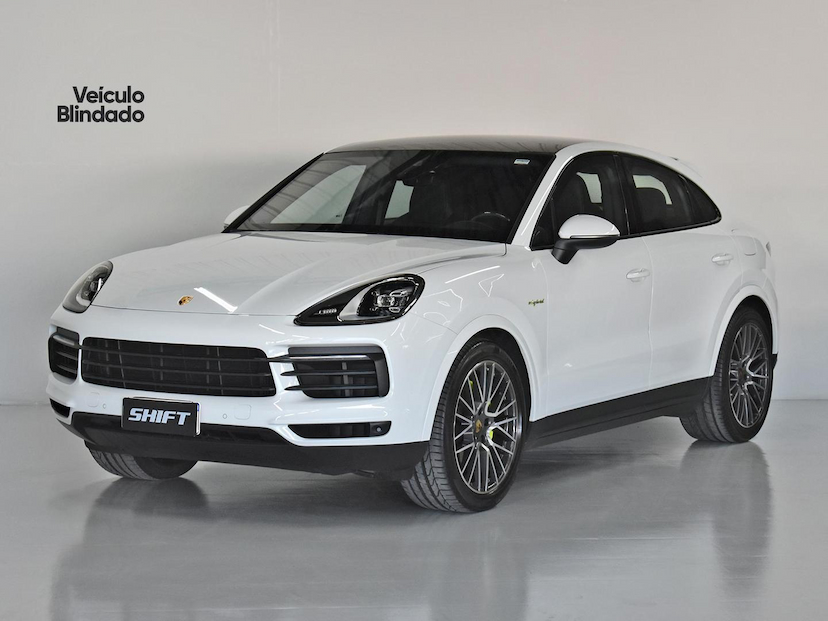 Foto do veículo PORSCHE CAYENNE  COUPE E-HYBRID 3.0 V6 462CV 2023 17.845 KM 750.000,00