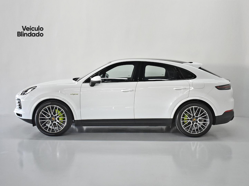 Foto do veículo PORSCHE CAYENNE  COUPE E-HYBRID 3.0 V6 462CV 2023 17.845 KM 750.000,00