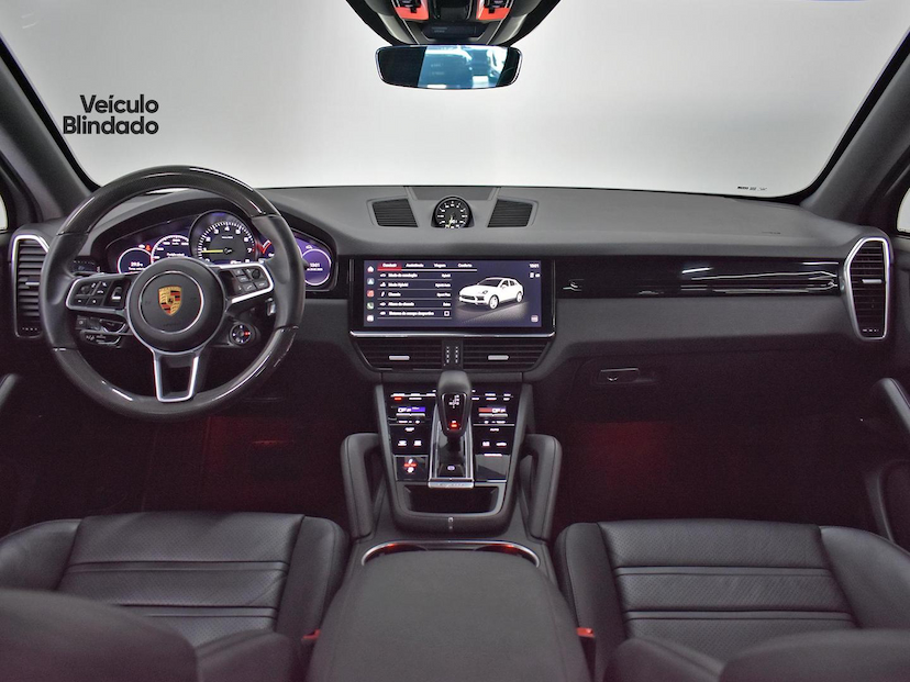 Foto do veículo PORSCHE CAYENNE  COUPE E-HYBRID 3.0 V6 462CV 2023 17.845 KM 750.000,00