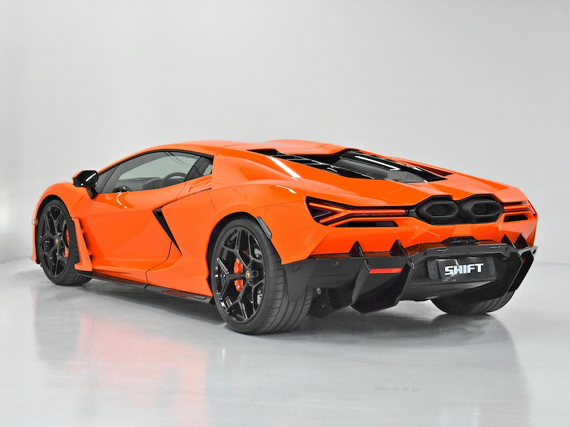Foto do veículo LAMBORGHINI REVUELTO  COUPE LP 1015-4 (HIB) 2024 330 KM 8.600.000,00