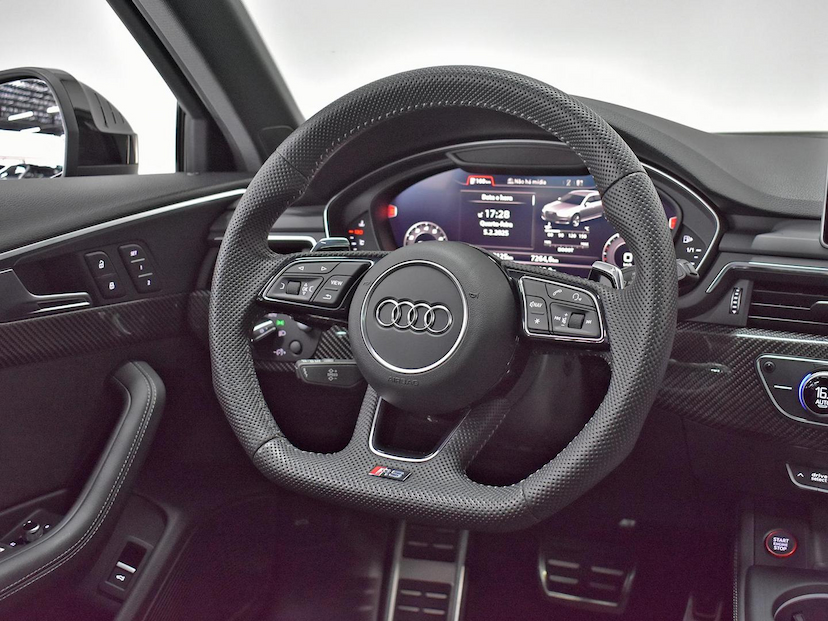 Foto do veículo AUDI RS4  AVANT 2.9TFSI TIPTRONIC QUATTRO 2019 27.500 KM 430.000,00