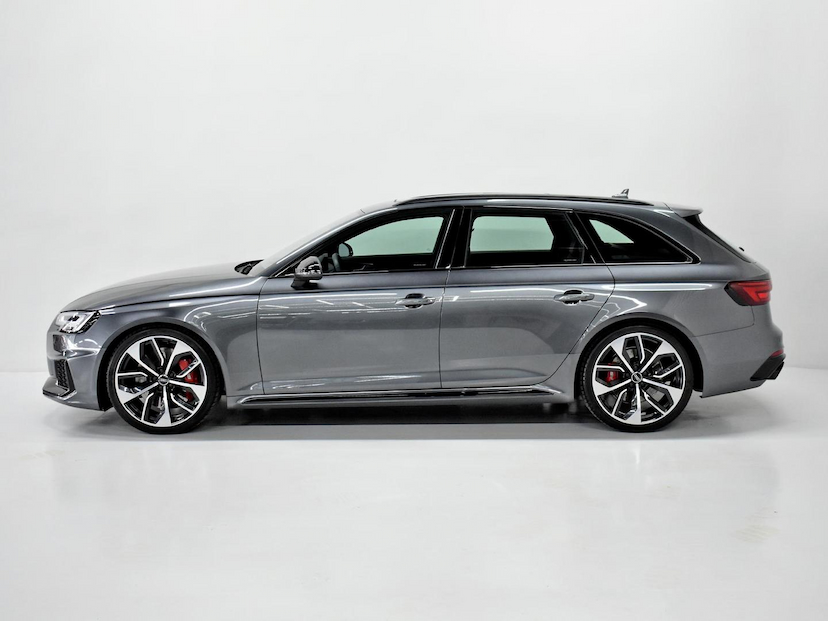 Foto do veículo AUDI RS4  AVANT 2.9TFSI TIPTRONIC QUATTRO 2019 27.500 KM 430.000,00