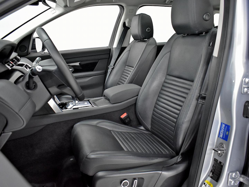 Foto do veículo LAND ROVER DISCOVERY  SPORT 2.0 SE 4X4 AUT 2021 31.785 KM 230.000,00
