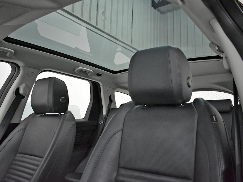 Foto do veículo LAND ROVER DISCOVERY  SPORT 2.0 SE 4X4 AUT 2021 31.785 KM 230.000,00