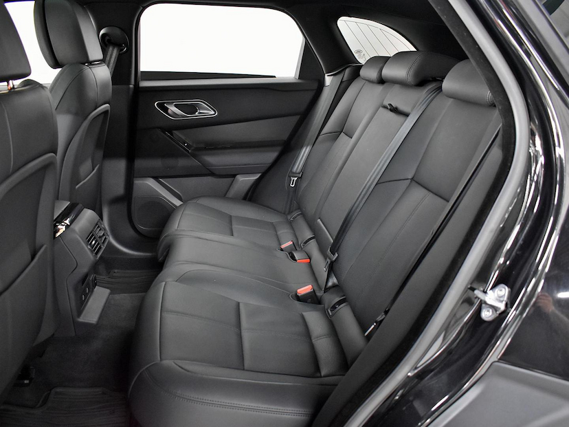 Foto do veículo LAND ROVER VELAR RANGE R.  DYN 2.0 P400E (HIB.) 2024 7.395 KM 530.000,00