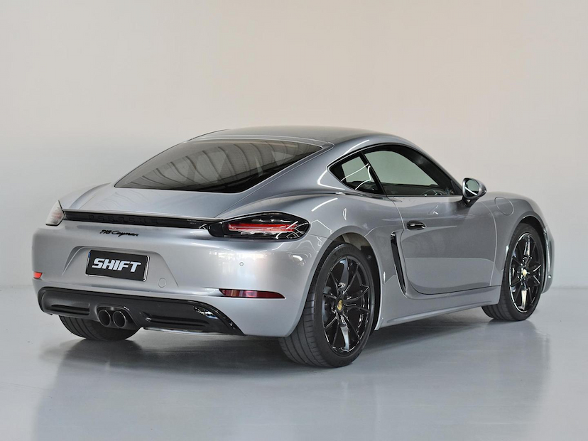 Foto do veículo PORSCHE 718  CAYMAN 2.0 300CV 2019 27.465 KM 439.000,00