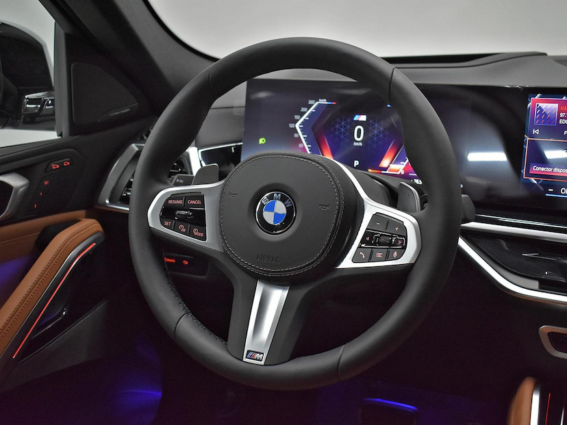 Foto do veículo BMW X6  XDRIVE 40I M SPORT 3.0 BI-TB (HIB.) 2025 540 KM 820.000,00