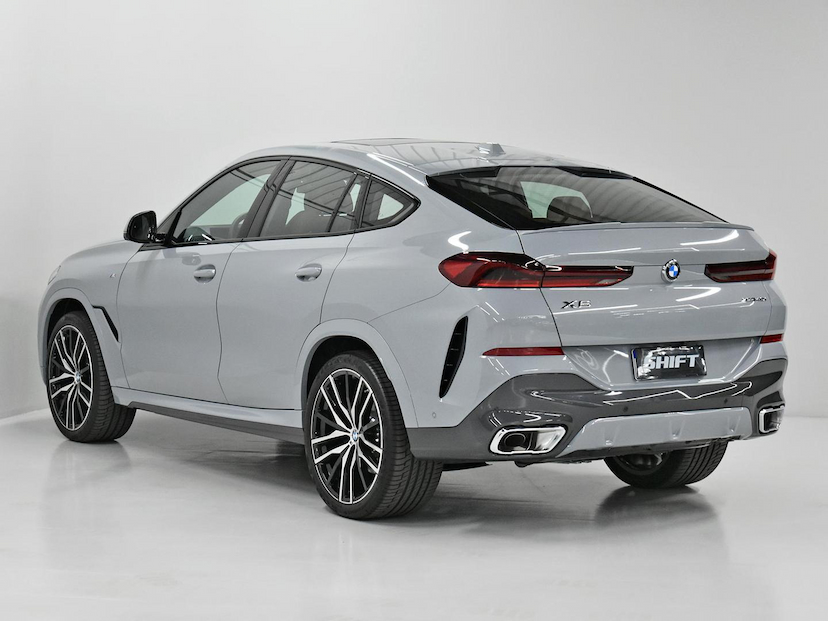 Foto do veículo BMW X6  XDRIVE 40I M SPORT 3.0 BI-TB (HIB.) 2025 540 KM 820.000,00