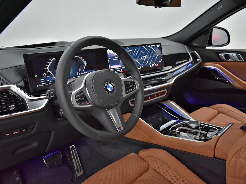Foto do veículo BMW X6  XDRIVE 40I M SPORT 3.0 BI-TB (HIB.) 2025 540 KM 820.000,00
