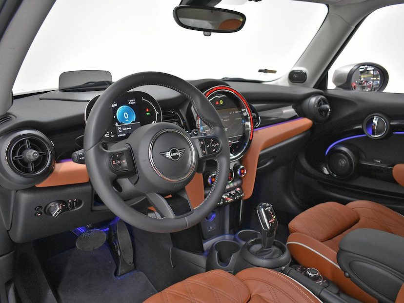 Foto do veículo MINI COOPER  S TOP 2.0 2023 14.525 KM 210.000,00